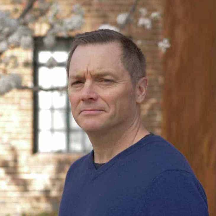 Lee Guinchard