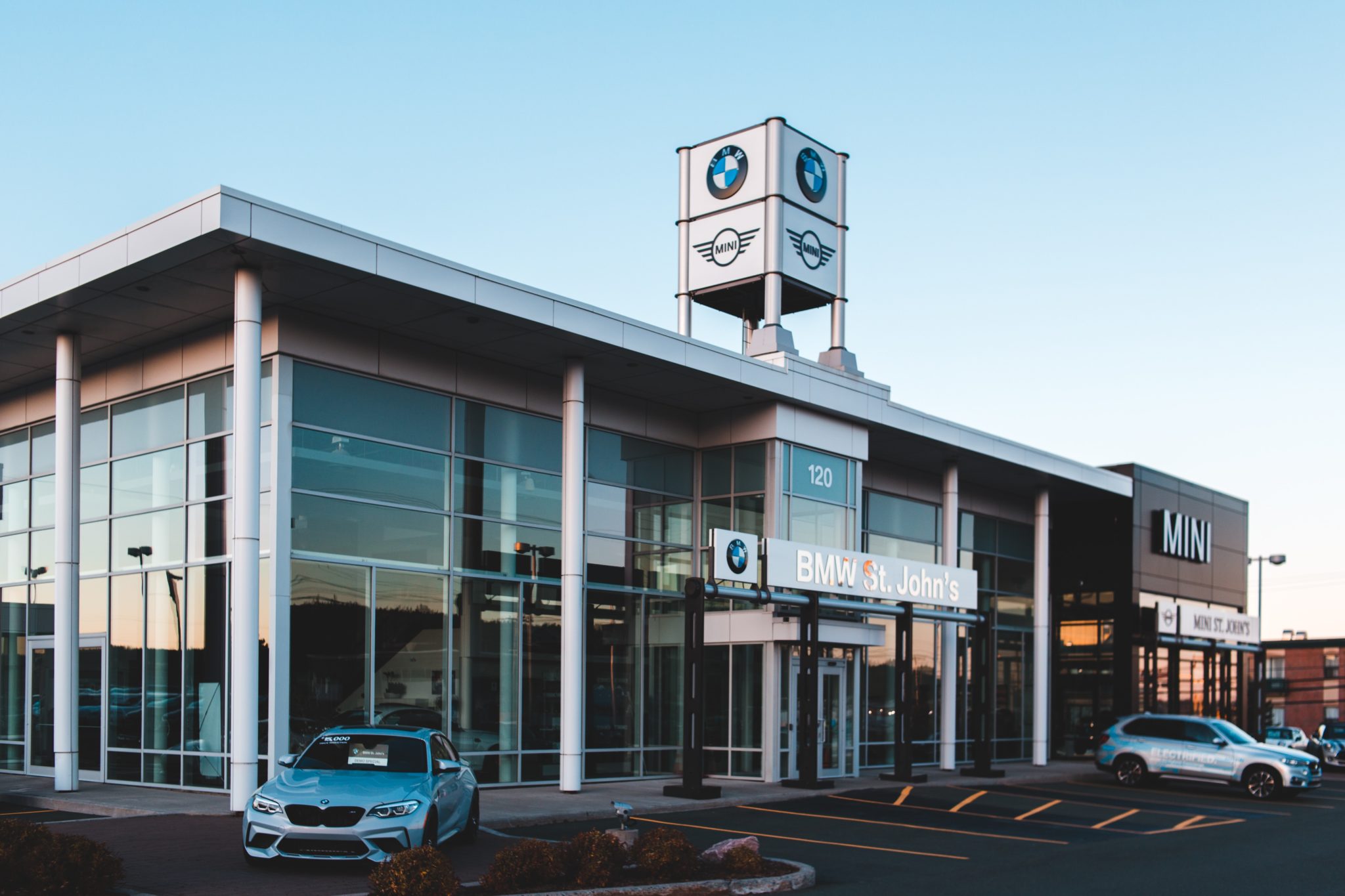 dealership dealership