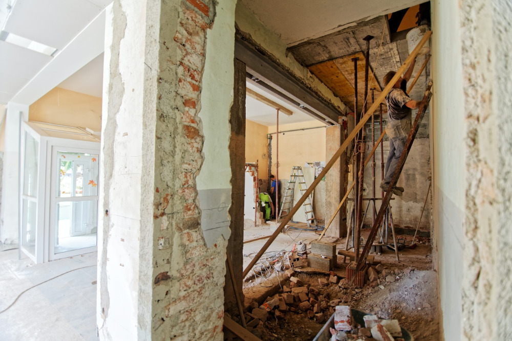 Securing Your Home While Renovating - 1000x667 Bolt Cutter-Proof Locks and Padlocks